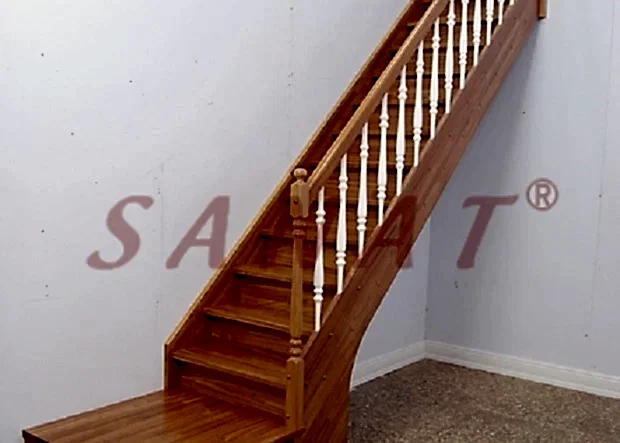 Sahanlıklı Merdiven